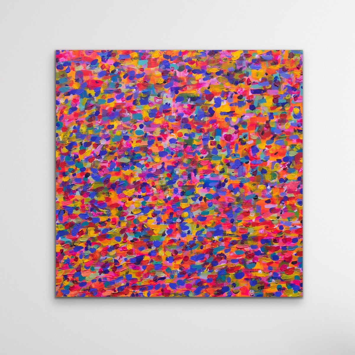 Ciepły róż, z cyklu „Kolor to energia”, akryl na płótnie, 60 x 60 cm, 2021